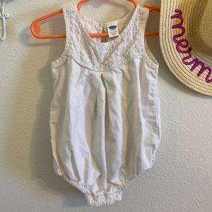 Old Navy White Romper 12-18 Months